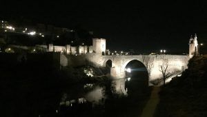 Nueva iluminación conectada para el puente de Alcántara en Toledo