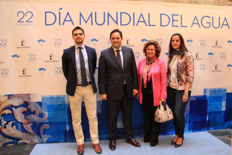 Núñez pondrá en marcha cuando gobierne una mesa con representación de todos interesados en materia de agua para conseguir que sea un motor económico para la región