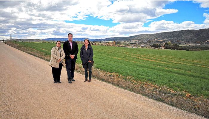 Prieto remarca en Buendía la importancia de los accesos a los atractivos turísticos en el desarrollo de todo destino