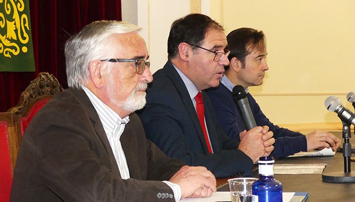 Prieto “Los principios fundacionales de la Diputación en busca de la prosperidad de la provincia siguen estando de moda”