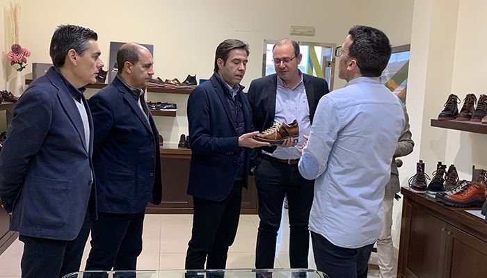 Robisco critica que “uno de cada tres parados en España durante el pasado mes de febrero procede de Castilla-La Mancha, por culpa de Page”