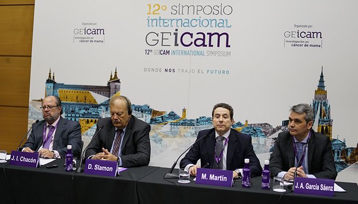 Un millar de mujeres recibe un diagnóstico de cáncer de mama cada año en Castilla-La Mancha