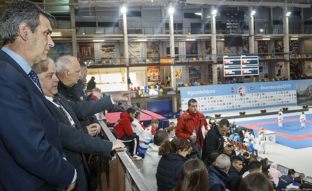 Antonio Román supervisa los dispositivos de seguridad y organizativos del Campeonato de Europa de Karate que se celebra en Guadalajara