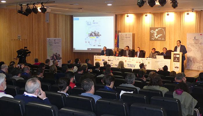 Cerca de 200 personas están presentes en las Jornadas Técnicas de Automoción del Pedro Mercedes