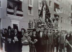 Presentado el libro “Jábaga: memorias de un pueblo”, gracias a la aportación de los vecinos. 4 coronacion