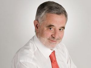 La agrupación local del PSOE rinde homenaje a los concejales socialistas del Ayuntamiento de Cuenca desde 1979