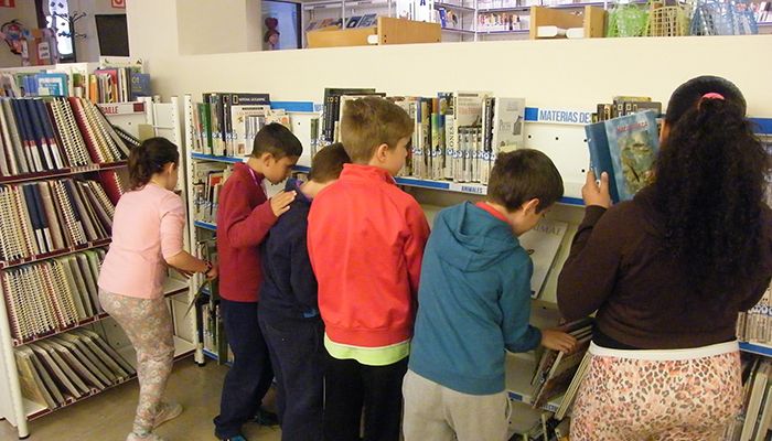 La Biblioteca pública de Guadalajara pone en marcha el concurso de lectura infantil “En un lugar de cuento”