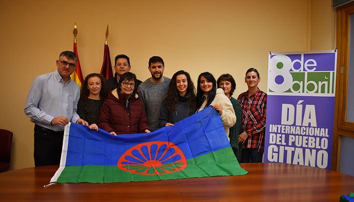 La Junta destaca la importancia de combatir los estereotipos, prejuicios y discriminación hacia el Pueblo Gitano