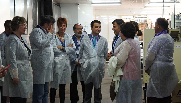 La Junta resalta la apuesta del embotellado por las bodegas cooperativas generando más valor al producto y más rentabilidad a los viticultores