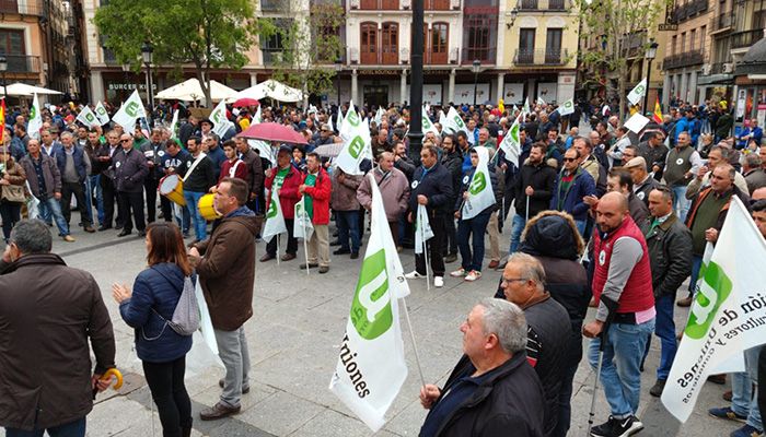 Unos 1.200 agricultores y ganaderos en Toledo piden atención política para los problemas del campo y el medio rural