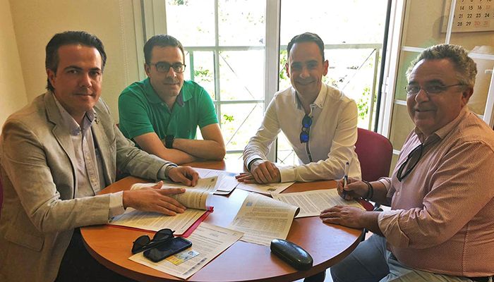 Acuerdo entre la MVH y Ferrovial para continuar con el contrato de recogida de residuos hasta 2022 recuperando servicios