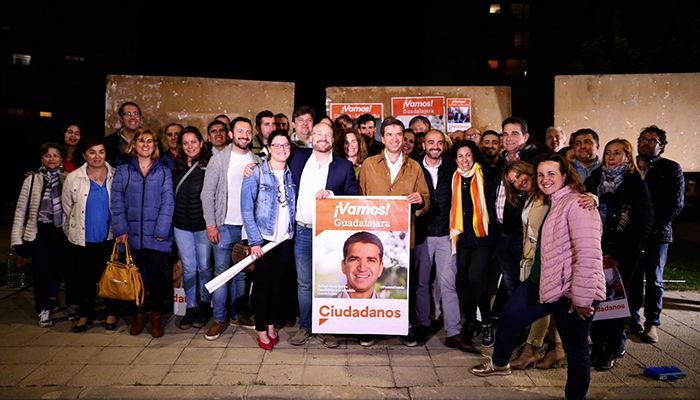 Alejandro Ruiz “Ha llegado la hora de romper el bipartidismo en esta región. Vamos a ser claves para el futuro de esta región”
