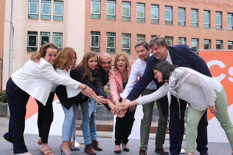 Carmen Picazo: “Es la hora de los valientes, es la hora de Cs queremos gobernar C-LM y Guadalajara y que dejen atrás esta etapa oscura del bipartidismo” 3 Carmen Picazo “Es la hora de los valientes, es la hora de Cs queremos gobernar C-LM y Guadalajara y que dejen atrás esta etapa oscura del bipartidismo”