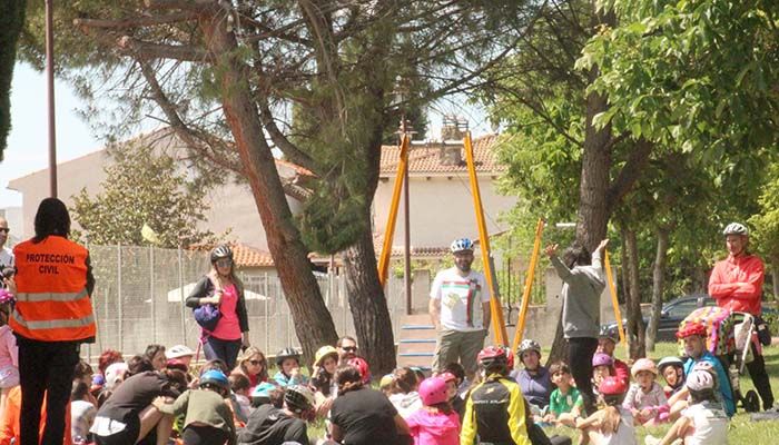 Casi 125 personas disfrutaron de un extraordinario Bicicuentos 2019 en Cabanillas