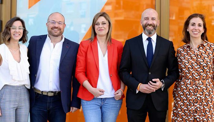 Ciudadanos presenta a un equipo de candidatos a las Cortes regionales “llenos de frescura, ilusión y talento”