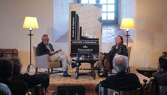 Clara Sánchez “Sigüenza podría ser el escenario de una próxima novela mía, de misterio”