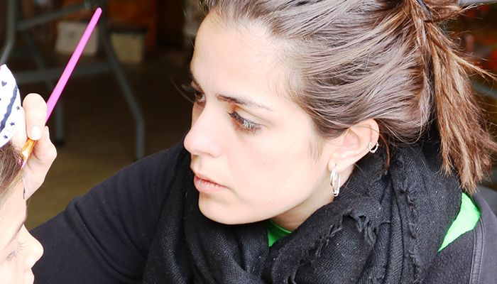 CONTIGO Somos Democracia promoverá un Programa de parentalidad positiva y la Unidad de Apoyo a la Infancia y Adolescencia en El Casar-Mesones