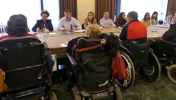 Dolz creará una Casa de la Asociaciones en el antiguo aulario del colegio “La Paz”