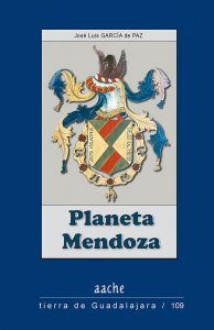 El centro San José acoge la presentación del libro Planeta Mendoza, del profesor José Luis García de Paz