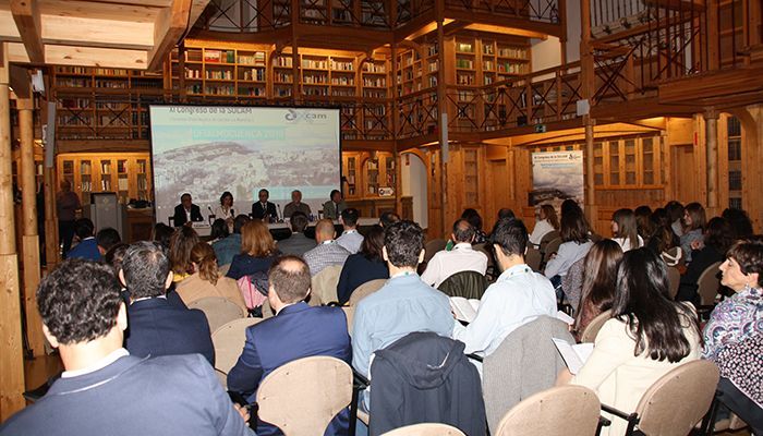 El Sescam pone en valor el trabajo que realizan los oftalmólogos de Castilla-La Mancha y les anima a avanzar en una atención protocolizada