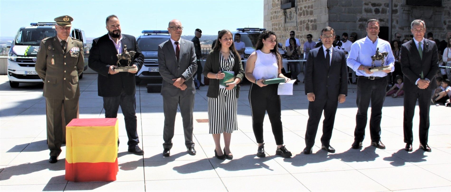 Eurocaja Rural felicita a la Guardia Civil por su 175 aniversario