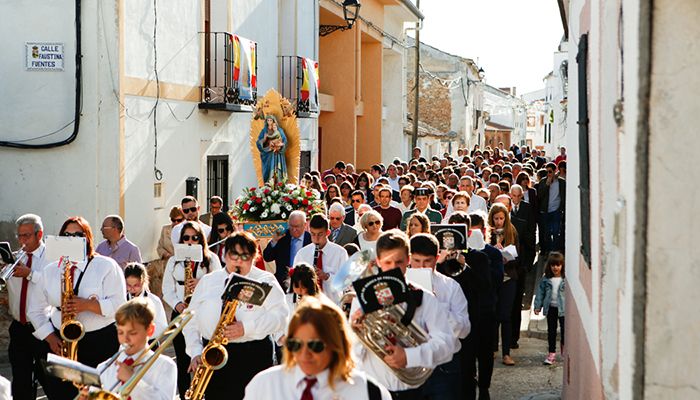 Fuentenovilla inicia sus fiestas en honor a San Isidro Labrador y a la Virgen del Perpetuo Socorro