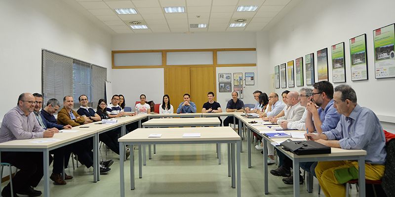 Investigadores de la UCLM desarrollan una tecnología para eliminar contaminantes en suelos y aguas que interesa a técnicos del Gobierno aragonés