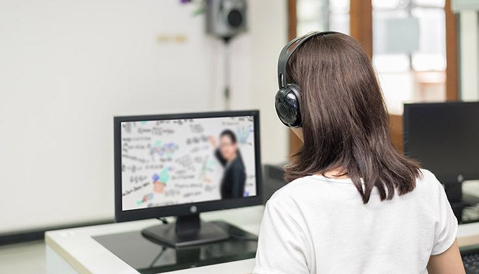 La Junta autoriza la implantación el próximo curso de las enseñanzas del nivel C2 en las escuelas oficiales de idiomas