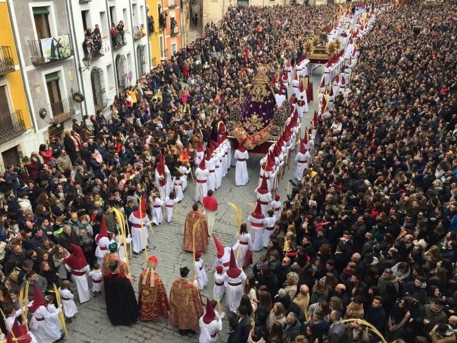 La Junta de Cofradías y las hermandades se comprometen a revisar los protocolos de lluvia de cara a la Semana Santa de 2020