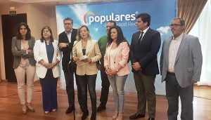 Merino pide a Page que “deje de engañar a las mujeres rurales y a los regantes de Castilla-La Mancha”