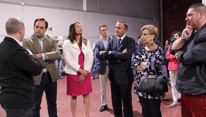 Núñez se compromete a dar protagonismo en las decisiones que tome su Gobierno a entidades que trabajan por los demás como Caritas