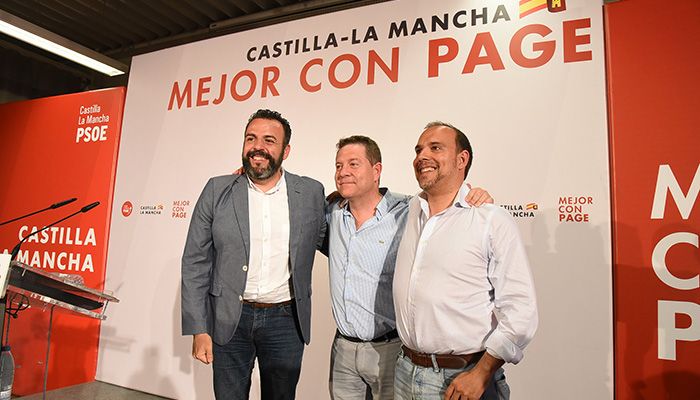 Page avanza, en casa de su amigo Blanco, una bajada “histórica” de las listas de espera en Castilla-La Mancha