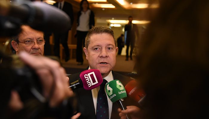 Page subraya el potencial del futuro parque temático Puy du Fou España como generador de empleo y riqueza