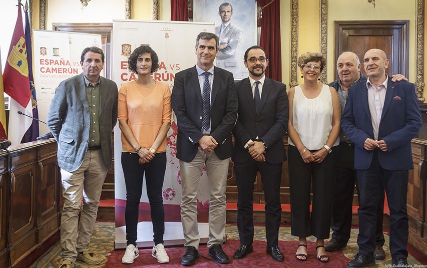 La Selección Absoluta Femenina de Fútbol se enfrenta a Camerún en Guadalajara se espera una entrada espectacular