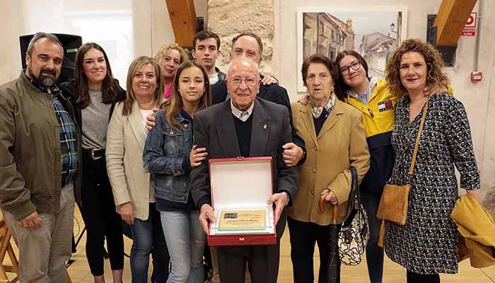 Presentado en Almonacid el libro 'Universo León Felipe, una mirada poliédrica sobre el poeta'