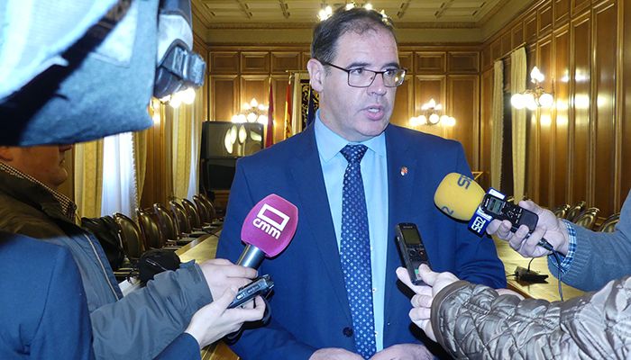 Prieto insiste de nuevo por carta en pedir a la Junta un compromiso claro para finalizar la residencia de Beteta