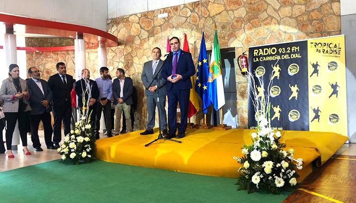 Prieto insiste en la importancia del papel de las cooperativas agroalimentarias en el desarrollo del territorio