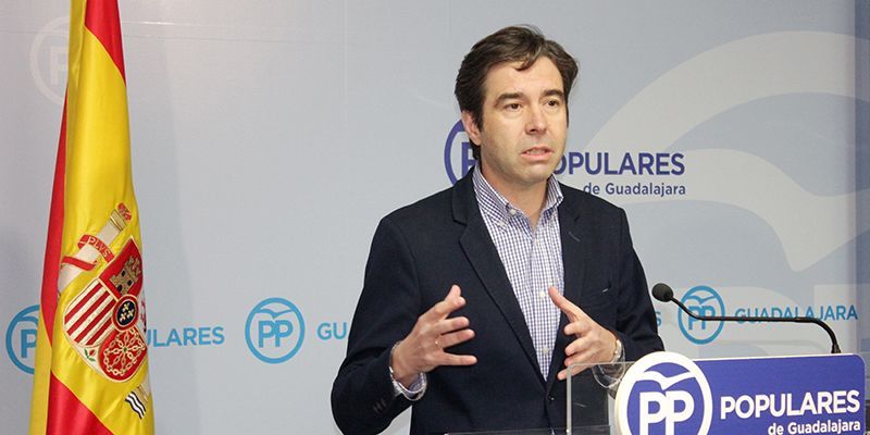 Robisco denuncia la hipocresía de Page, que dice ahora que rechaza los indultos, cuando votó en contra de prohibirlos, tal y como pidió el PP en las Cortes regionales