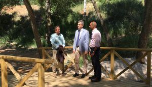 Román recuperará dos tramos más de la ribera del río Henares e instalará una pasarela que conectará La Chopera y la Avenida Pedro Sanz Vázquez