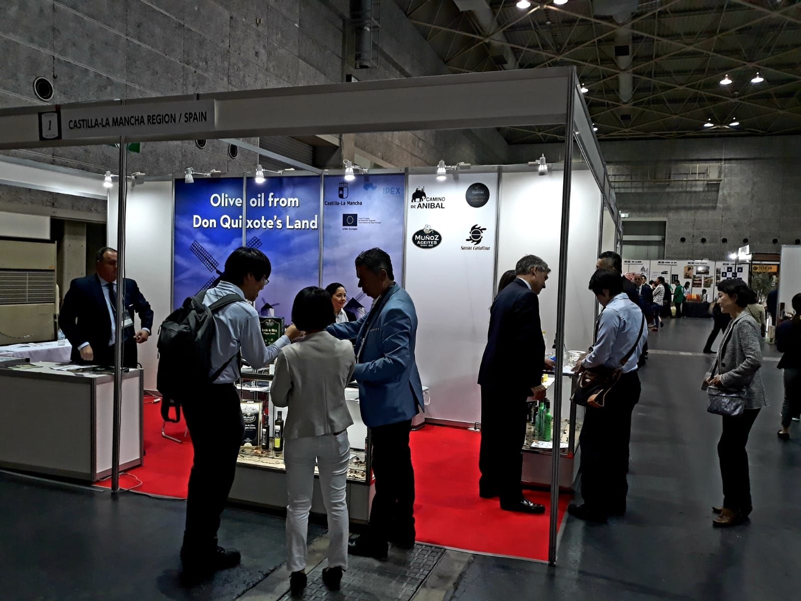 Un grupo de empresas de aceite de oliva de Castilla-La Mancha buscan consolidarse en el mercado japonés