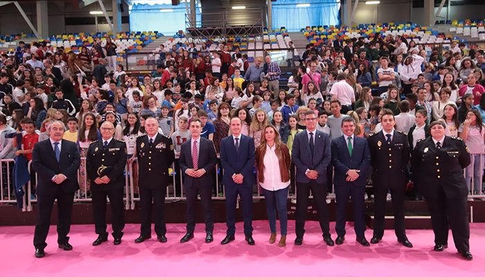 Un total de 850 alumnos de Guadalajara ya tienen el carnet de “Ciberexperto”