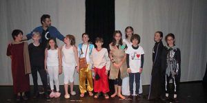 El curso de la Escuela de Teatro de Cabanillas baja el telón entre aplausos