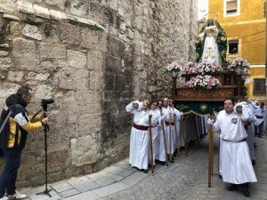 Este domingo se celebra el besamano a María Santísima del Amparo