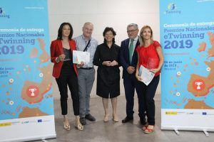 La docente María de los Ángeles Almazán Mínguez, del IES ‘Profesor Domínguez Ortiz’ de Azuqueca de Henares, galadornada en los ‘Premios Nacionales ‘eTwinning 2019’