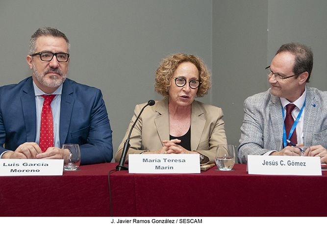 La Junta valora el papel fundamental de los farmacéuticos para afrontar los nuevos retos del sistema sanitario 3 La Junta valora el papel fundamental de los farmacéuticos para afrontar los nuevos retos del sistema sanitario