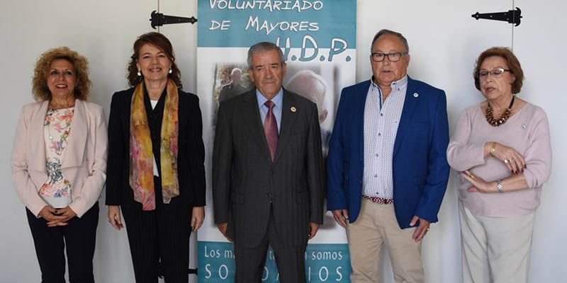 Las actividades de fomento del buen trato, puestas en marcha por el Gobierno regional, llegarán a más de 1.500 personas mayores de unos 100 municipios en 2019