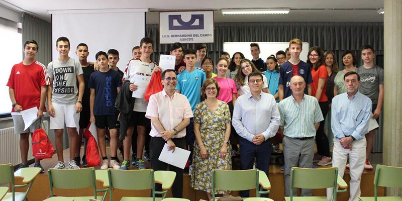Los alumnos de 1º A del IES ‘José Luis Sampedro’ de Guadalajara logran el segundo premio del programa ‘Clase sin Humo’