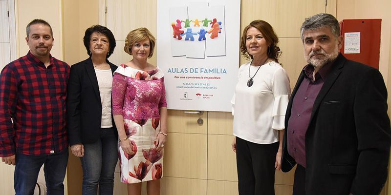 Más de 1.600 familias han participado en 2019 en 180 talleres de las Aulas de Familia del Gobierno de Castilla-La Mancha