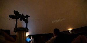 Música y narración oral en el Planetario del Museo de las Ciencias de Castilla-La Mancha para conmemorar el 50 aniversario de la llegada al hombre a la luna
