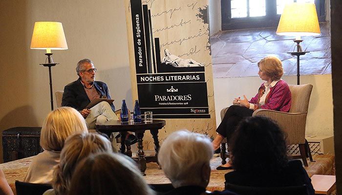 Pilar Cernuda presenta en Sigüenza su ensayo 'No sabes nada de mi'